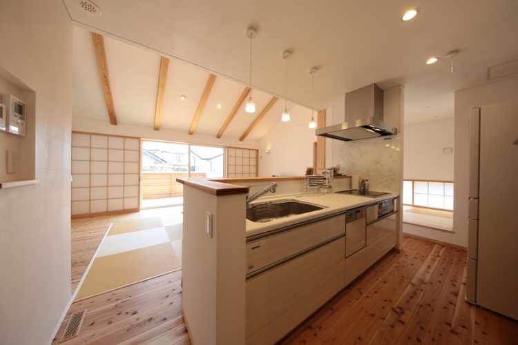 S様邸　 白壁の平屋