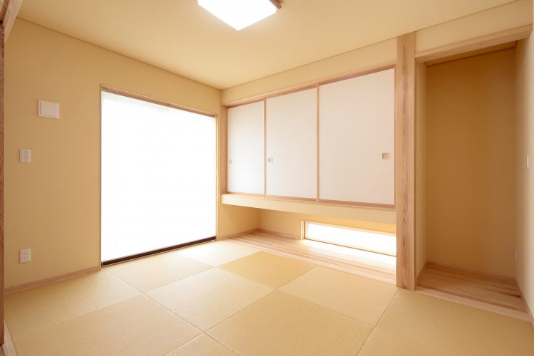Ｙ様邸　アーチの玄関が迎える家