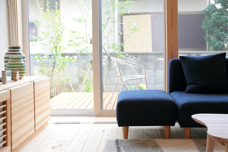 S様邸　木の風合と桧の床が特長的なお住まい