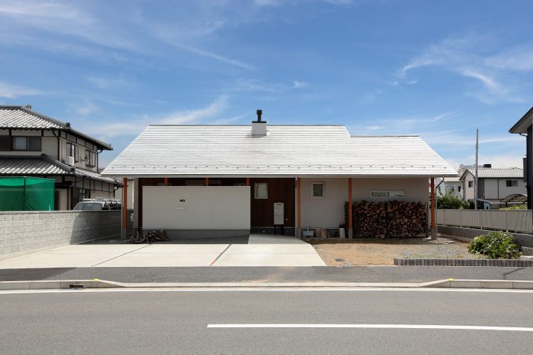 高さを活かした平屋の家　（Ｉ様邸）