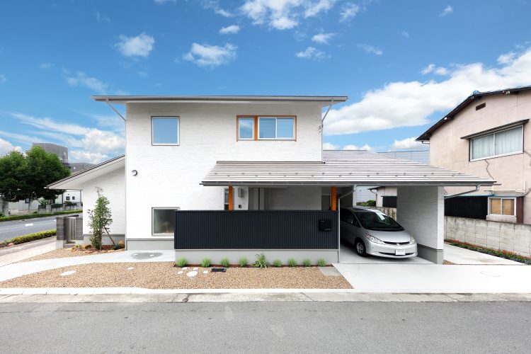 市街地に建つのびやかな家　（M様邸）
