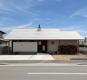 高さを活かした平屋の家　（Ｉ様邸）