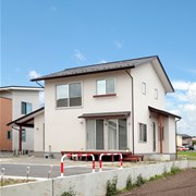 T様邸　降り注ぐ光のリビングの家