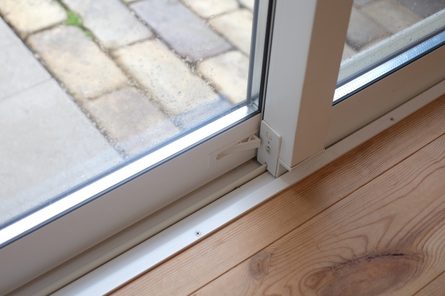 ガラスの枚数：ペア？トリプル？地域特性を見極める