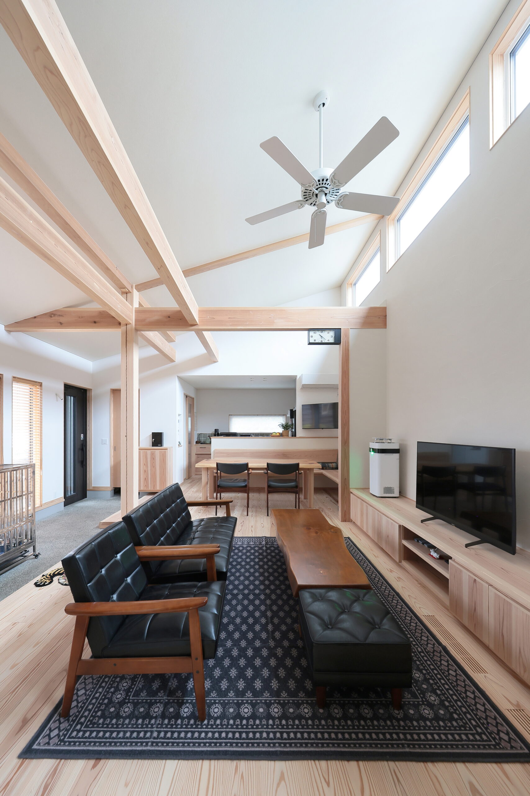 土間に薪ストーブがある平屋【U様邸】