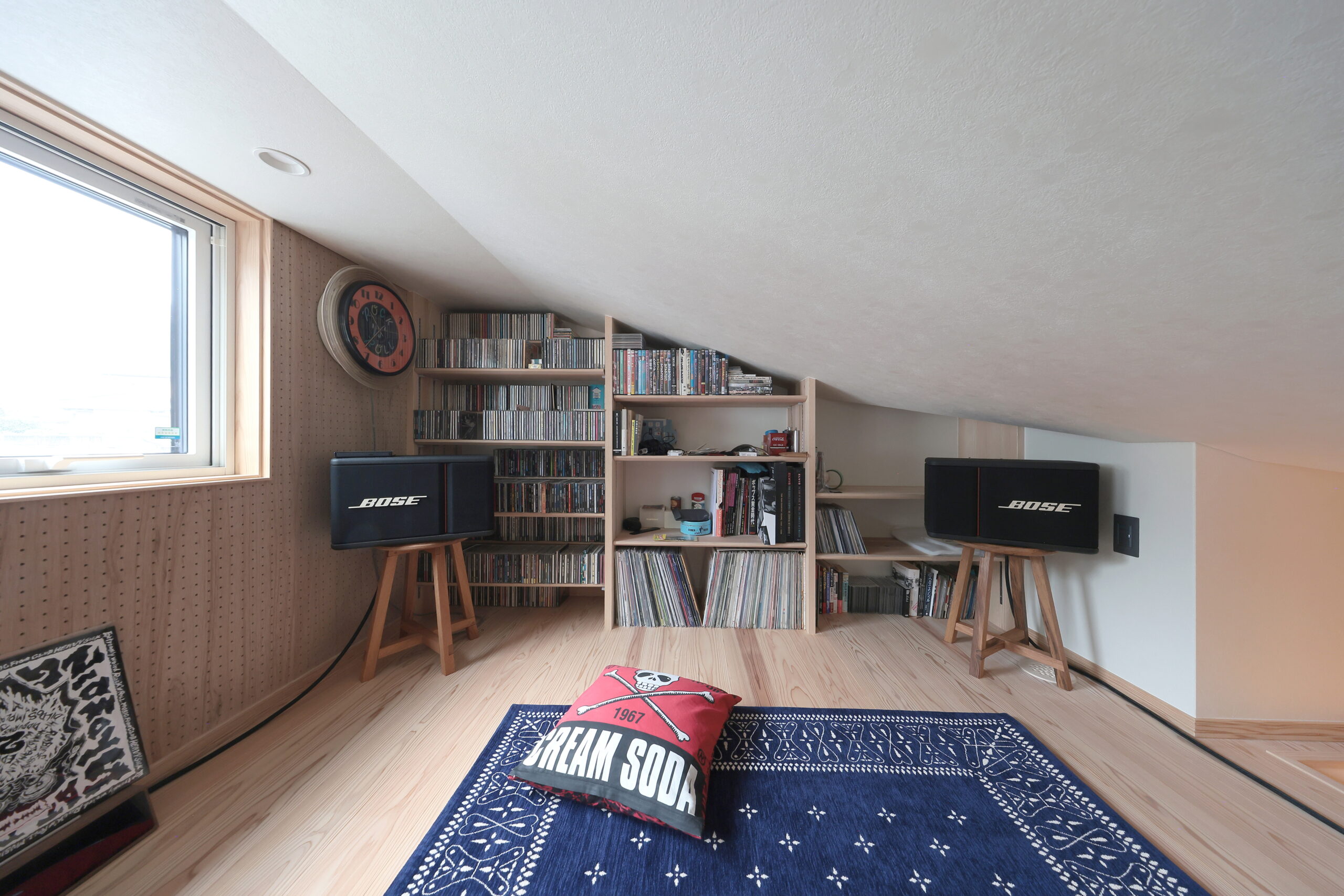 土間に薪ストーブがある平屋【U様邸】