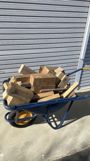 薪 販売中（栗原）　斉藤林業スタッフブログ